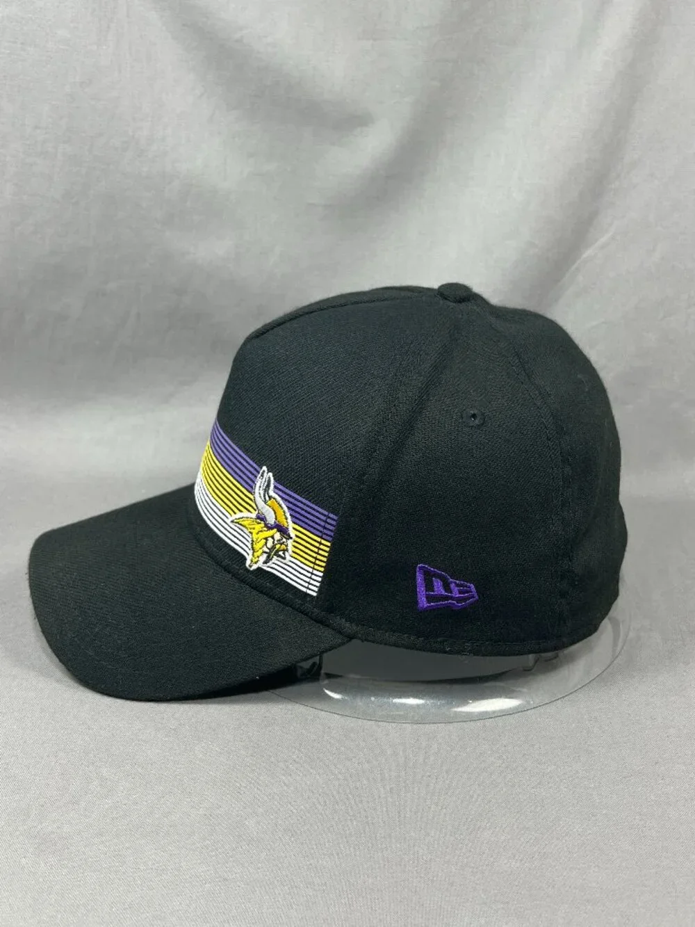 Minnesota Vikings New Era 39Thirty Flex M/L Hat Black Flawless Stripe Mens Cap
